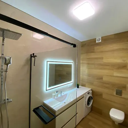 Arcadia Spacious Apartment