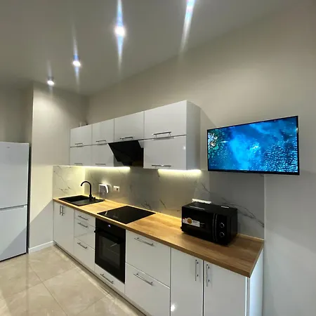 Arcadia Spacious Apartment