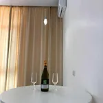 Arcadia Spacious Apartment